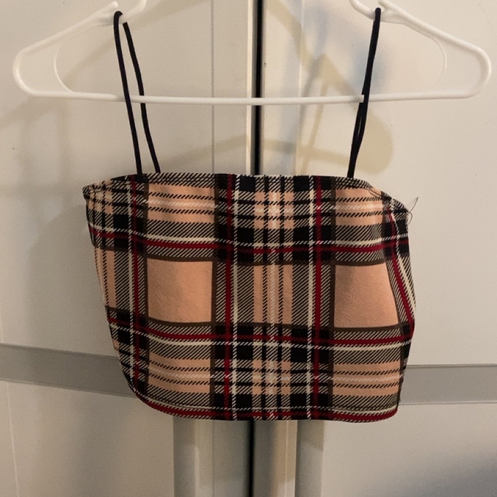 Spaghetti strap crop top